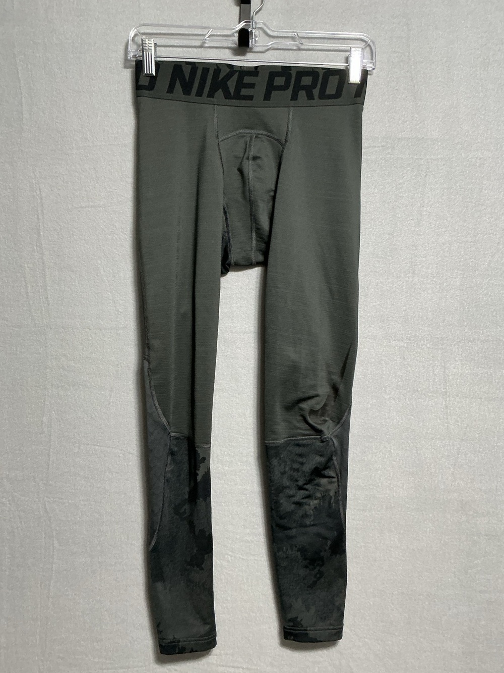 Nike Pro Hyperwarm Men’s Compression Tights Gray Black Camo Size S